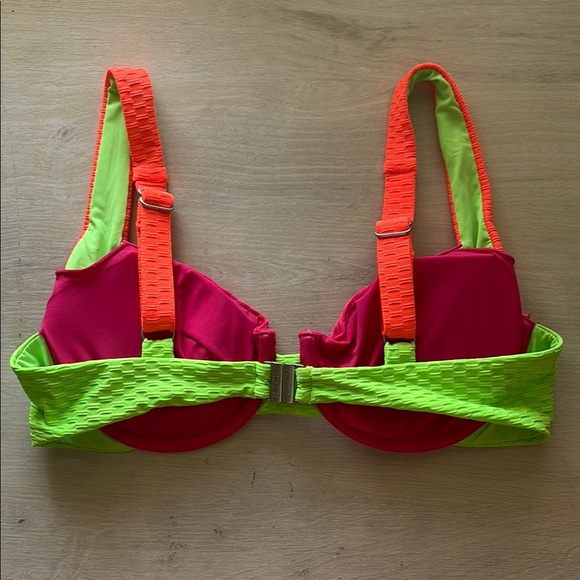 Pink and Orange Bikini with Bold Color Blocking - Picture 2 of 6